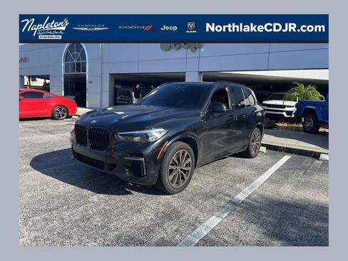 Used 2022 BMW X5 M50i w/ Parking Assistance Package AWD/4WD image 1