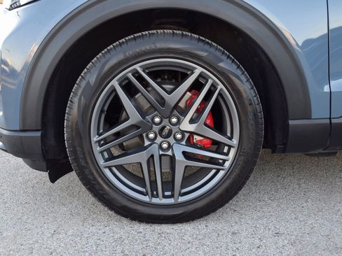 Certified 2025 Ford Explorer ST image 27