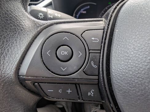 Used 2024 Toyota RAV4 LE AWD/4WD image 24