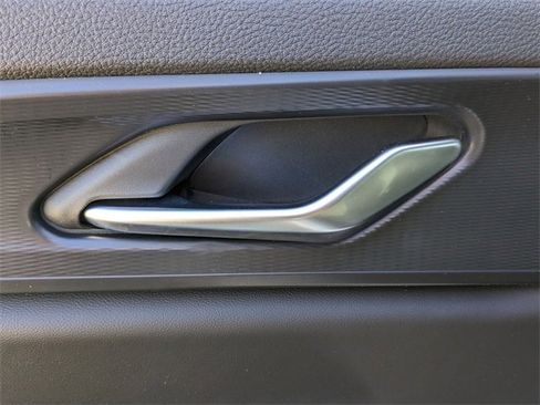 New 2025 Jeep Grand Cherokee Altitude image 29