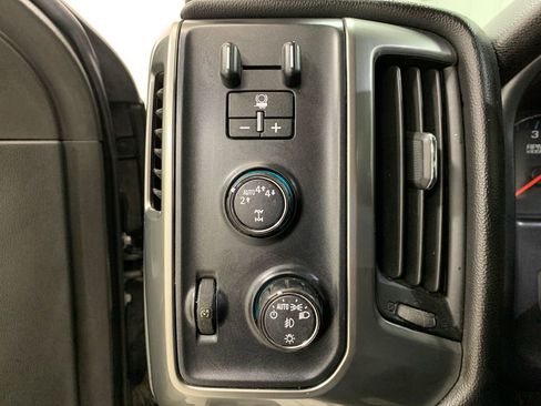 Used 2018 Chevrolet Silverado 1500 LT w/ All Star Edition image 13