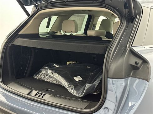 New 2026 Lincoln Corsair Premiere image 8