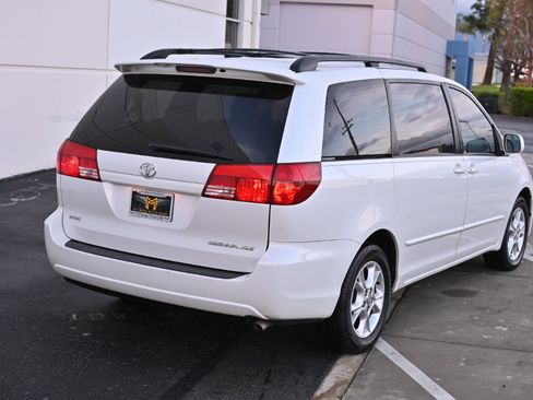Used 2005 Toyota Sienna XLE image 6