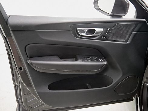 Certified 2023 Volvo XC60 B6 Ultimate AWD/4WD image 10