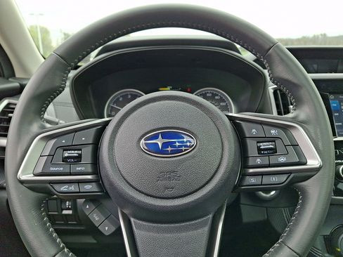 Used 2023 Subaru Forester Premium AWD/4WD image 20