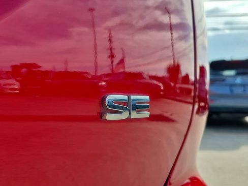 Used 2024 Mitsubishi Outlander SE FWD image 13