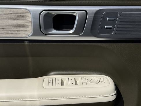 Used 2025 Hyundai Santa Fe Calligraphy AWD/4WD image 24