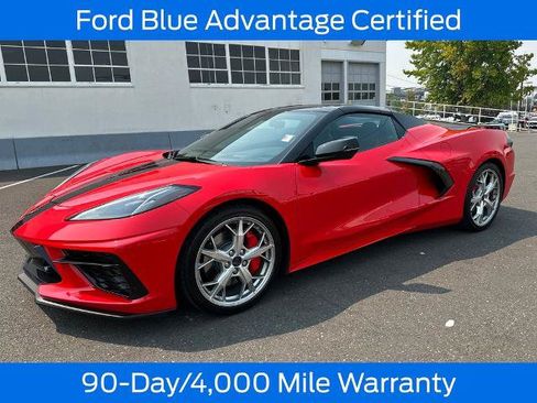 Used 2022 Chevrolet Corvette Stingray Premium Conv w/ Z51 Performance Package RWD image 3