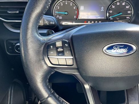 Used 2020 Ford Explorer XLT w/ Equipment Group 202A image 21