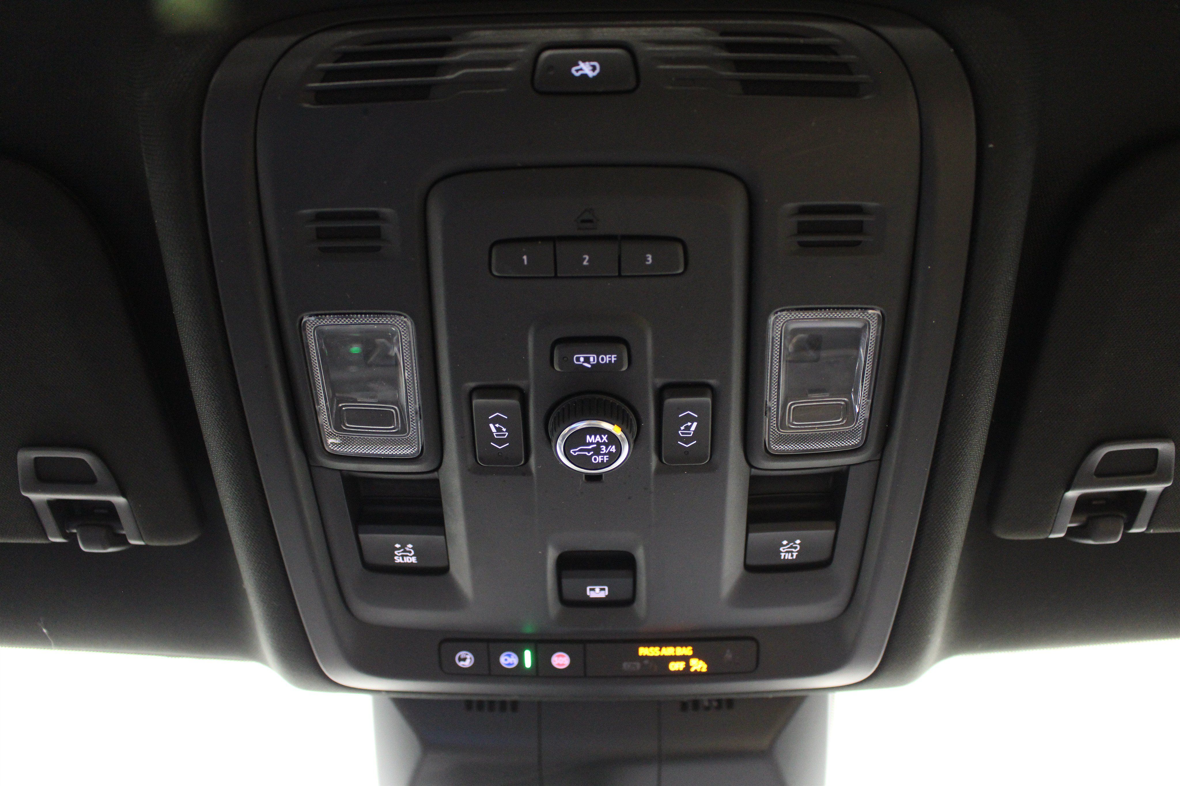 Used 2021 Cadillac Escalade Premium Luxury w/ Driver Assist Tech Package AWD/4WD image 20