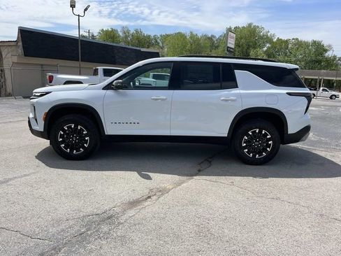 New 2026 Chevrolet Traverse Z71 w/ Driver Confidence Package AWD/4WD image 6