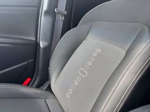 Used 2011 Kia Sportage EX image 18