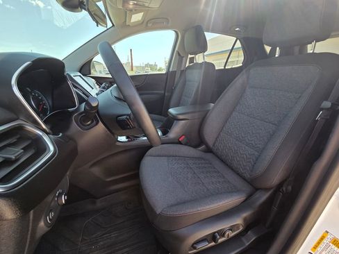 Used 2024 Chevrolet Equinox LT w/ LPO, Floor Liner Package FWD image 13