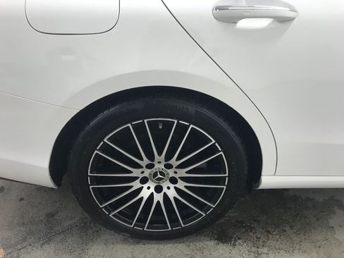 Used 2023 Mercedes-Benz C 300 4MATIC Sedan image 43