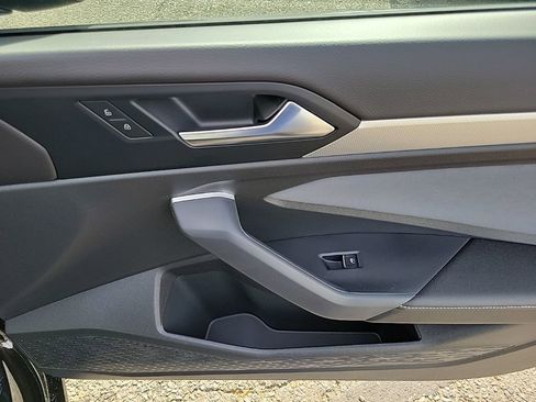 New 2026 Volkswagen Jetta SE image 40