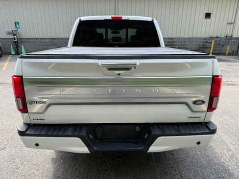 Used 2019 Ford F150 Platinum w/ Equipment Group 701A Luxury AWD/4WD image 4