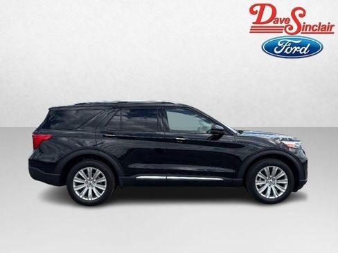 Used 2024 Ford Explorer Limited w/ Equipment Group 301A AWD/4WD image 5
