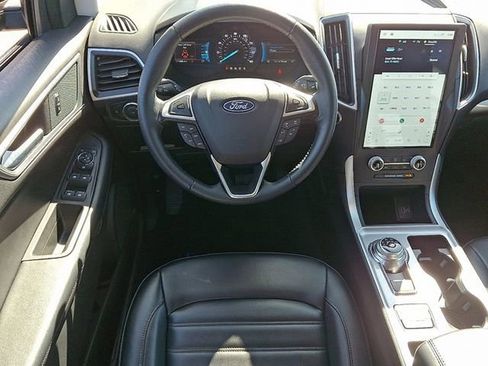 Used 2024 Ford Edge SEL w/ Convenience Package AWD/4WD image 12