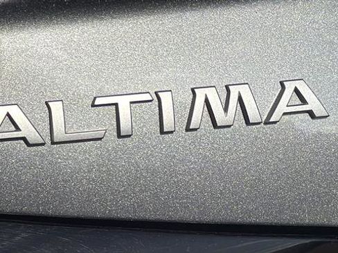 Used 2024 Nissan Altima 2.5 SV FWD image 30