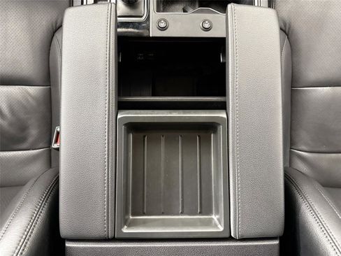 Used 2022 Toyota Tundra SR5 w/ SR5 Convenience Package image 30