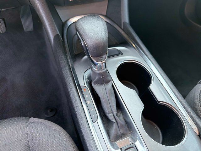Used 2022 Chevrolet Malibu LT FWD image 28