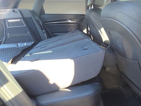 Used 2019 Audi SQ5 Prestige w/ Prestige Package image 19
