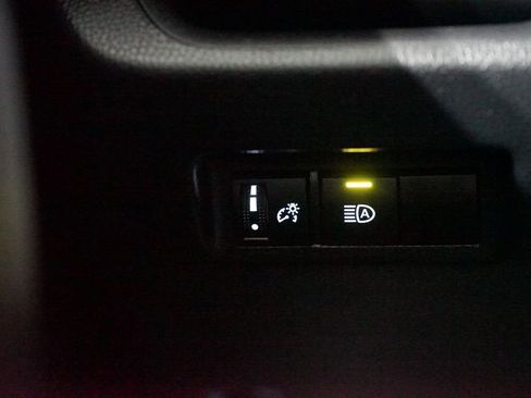 Certified 2024 Toyota RAV4 XLE image 24