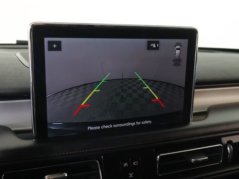 Used 2023 Lincoln Aviator AWD w/ Premium Package image 6