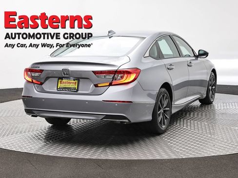 Used 2022 Honda Accord EX-L image 5