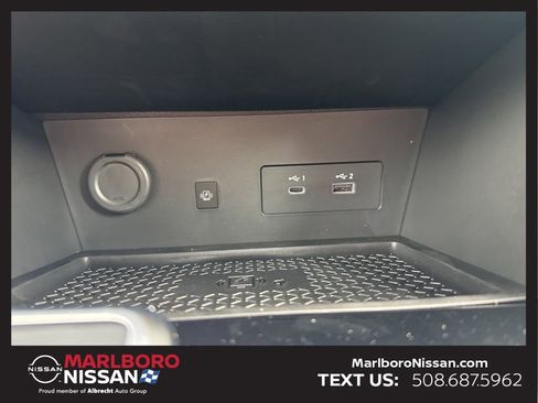 New 2025 Nissan Pathfinder SL image 38