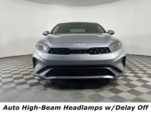 Certified 2024 Kia Forte LXS w/ LXS Technology Package image 2