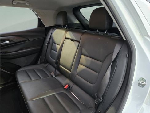 Used 2021 Chevrolet TrailBlazer LT w/ Premium Seating Package FWD image 22