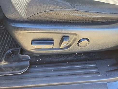 Used 2017 Toyota 4Runner SR5 image 50