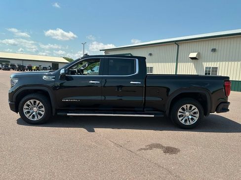 Used 2025 GMC Sierra 1500 Denali AWD/4WD image 35