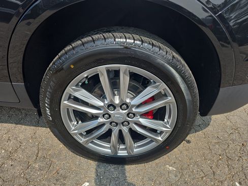 Certified 2023 Cadillac XT5 Sportv w/ Technology Package AWD/4WD image 35