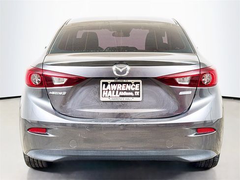 Used 2018 MAZDA MAZDA3 Touring image 5