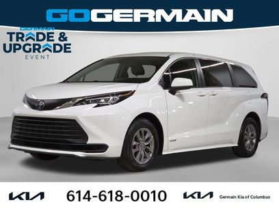 Used 2021 Toyota Sienna LE