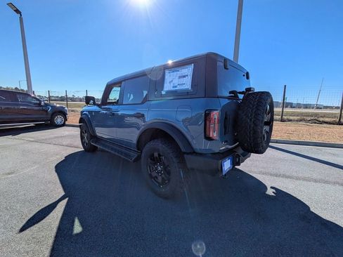 New 2025 Ford Bronco Outer Banks image 6