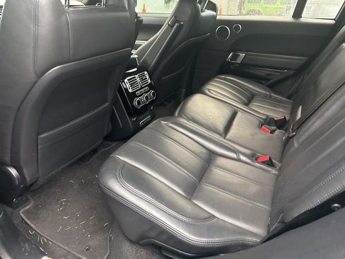 Used 2016 Land Rover Range Rover Supercharged image 21
