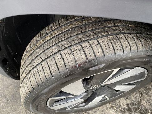 New 2025 Volkswagen Atlas Cross Sport SEL image 41