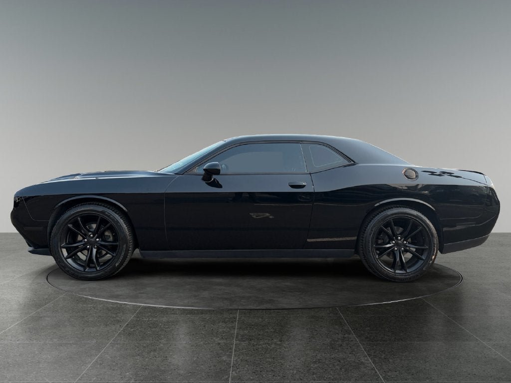 Used 2016 Dodge Challenger SXT w/ Blacktop Package RWD image 6