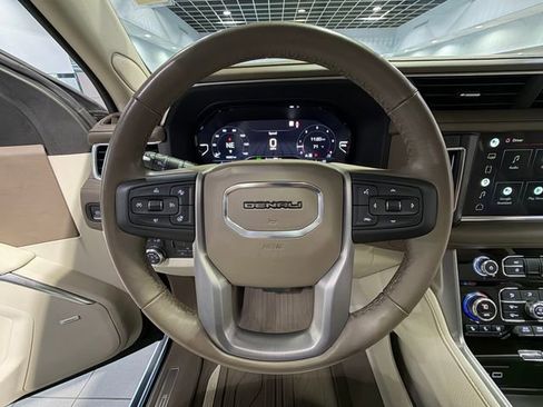 Used 2022 GMC Yukon XL Denali w/ Max Trailering Package AWD/4WD image 17