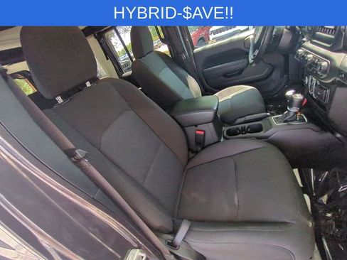 Used 2023 Jeep Wrangler Unlimited w/ Cold Weather Group AWD/4WD image 32