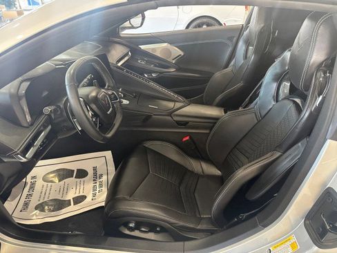 Used 2021 Chevrolet Corvette Stingray Preferred Cpe w/ Z51 Performance Package image 13