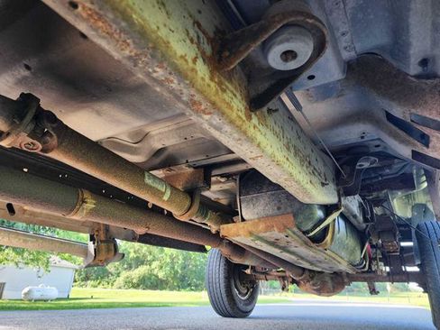 Used 2004 Ford F350 Lariat AWD/4WD image 11