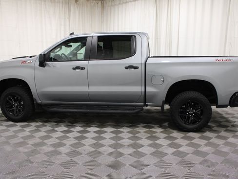 Used 2025 Chevrolet Silverado 1500 LT Trail Boss w/ Convenience Package II AWD/4WD image 32