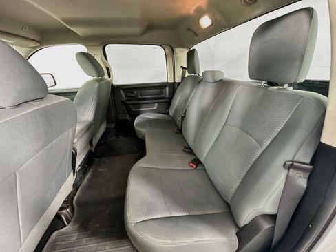 Used 2017 RAM 1500 Express AWD/4WD image 22