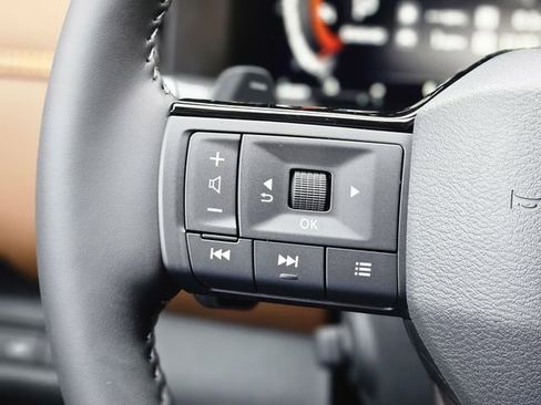 New 2026 Nissan Pathfinder Platinum w/ Cargo Package image 16