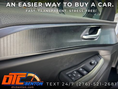 Used 2025 Jeep Grand Cherokee Altitude AWD/4WD image 11