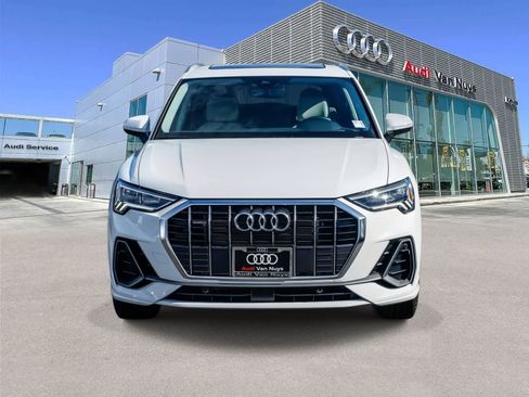 Used 2025 Audi Q3 2.0T Premium w/ Convenience Package image 6